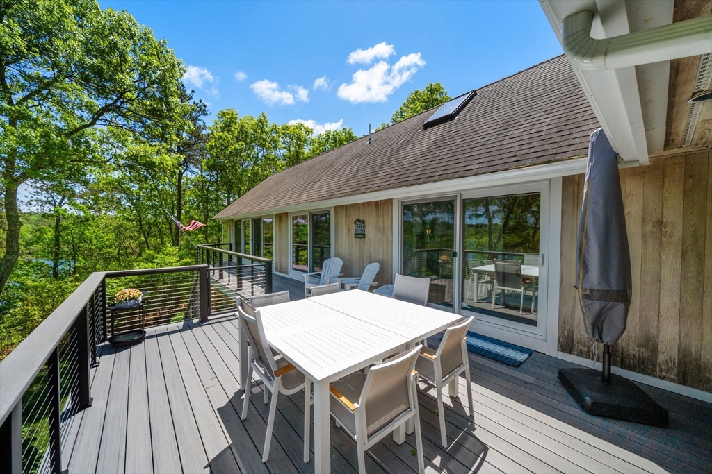 818 Long Pond Rd Property Photo 11