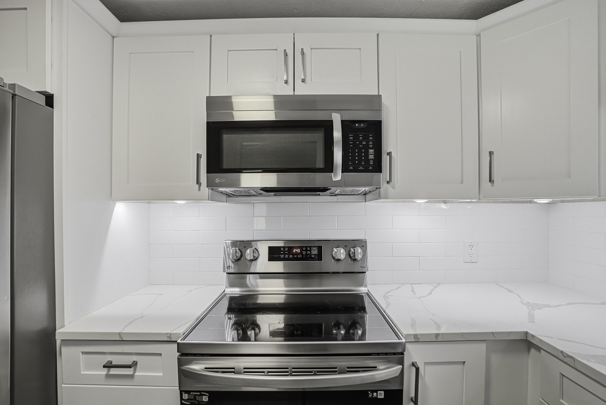 26 Williamsburg Ct # 12 Property Photo 7