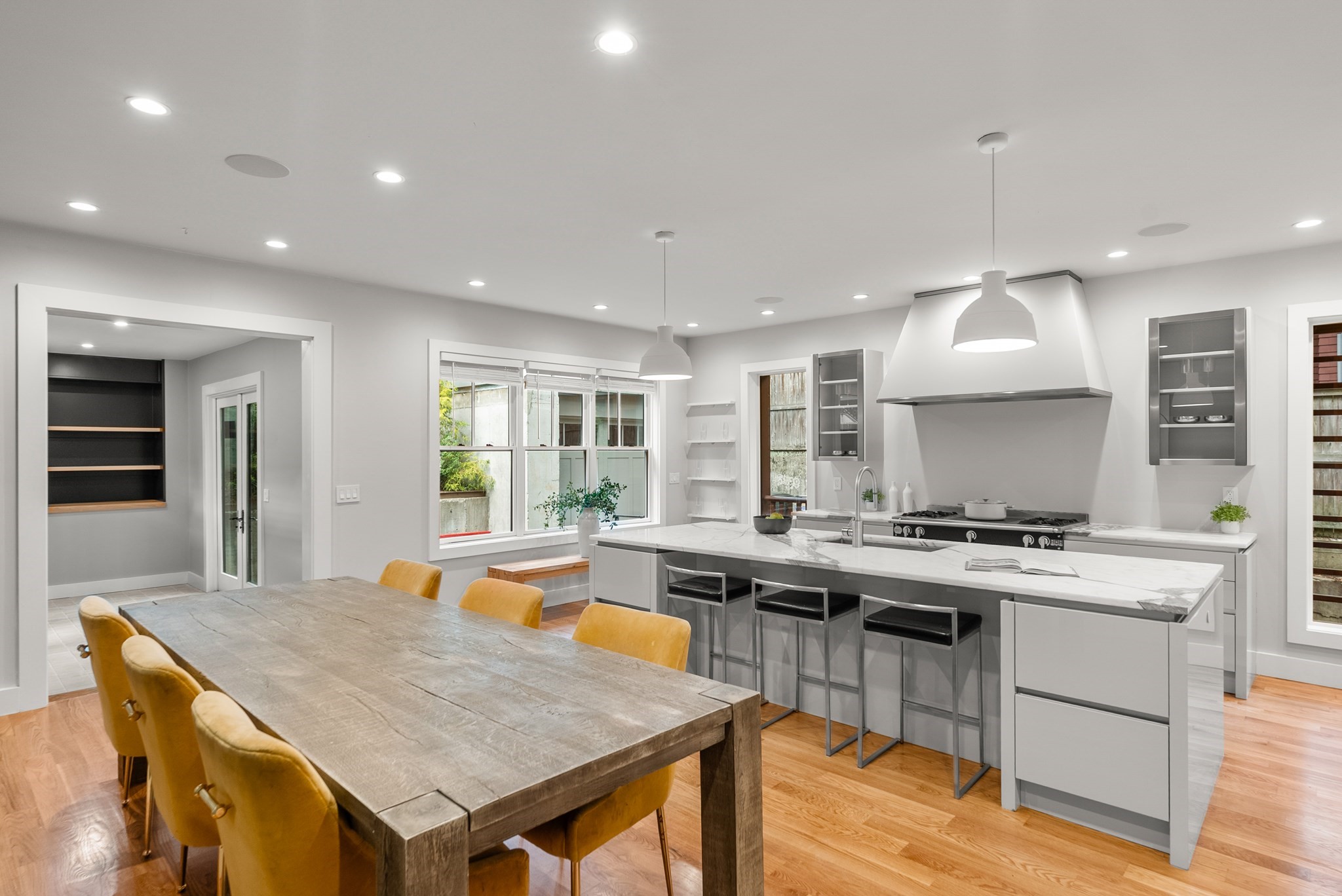 24 Sigourney St # 2 Property Photo 8