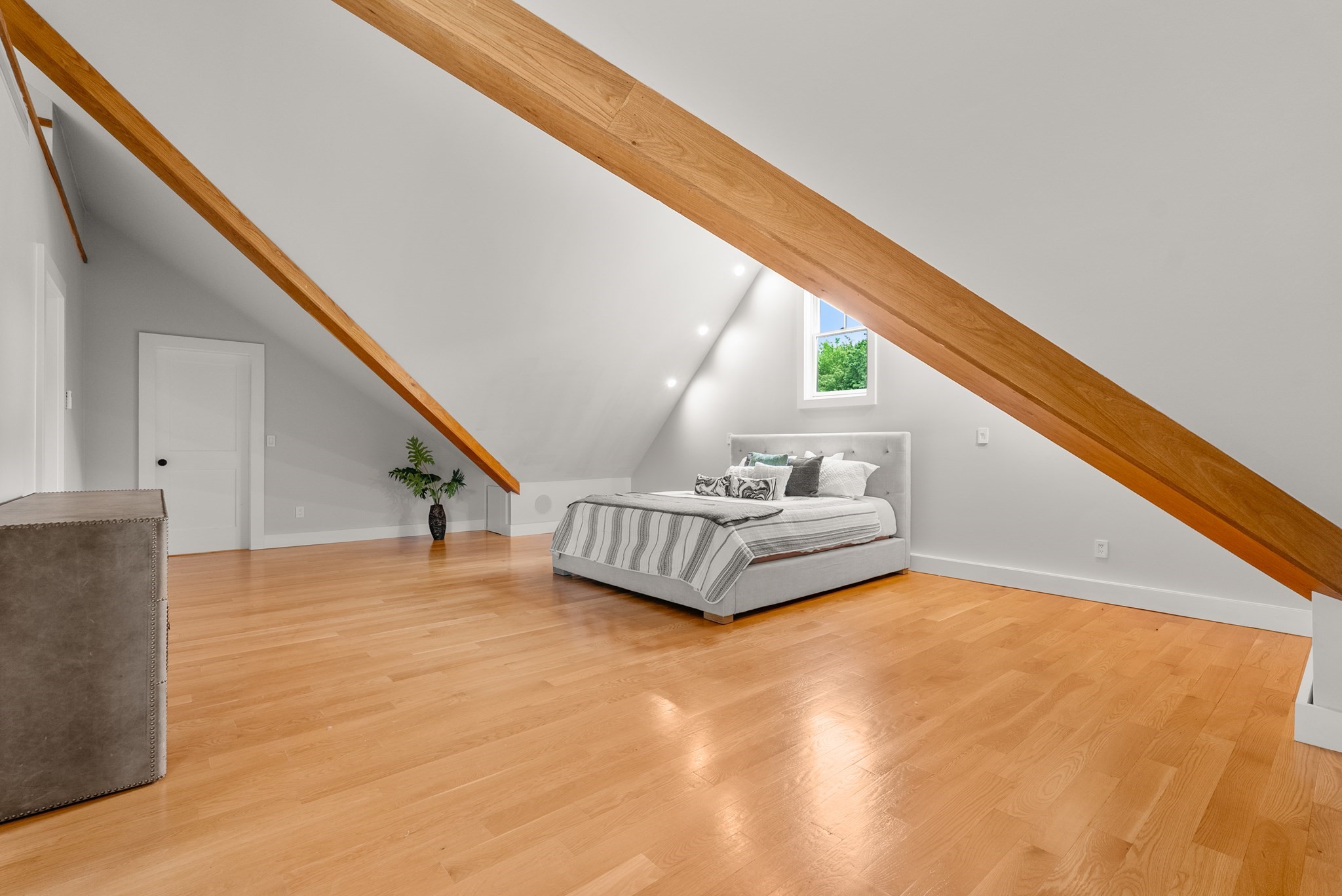 24 Sigourney St # 2 Property Photo 23