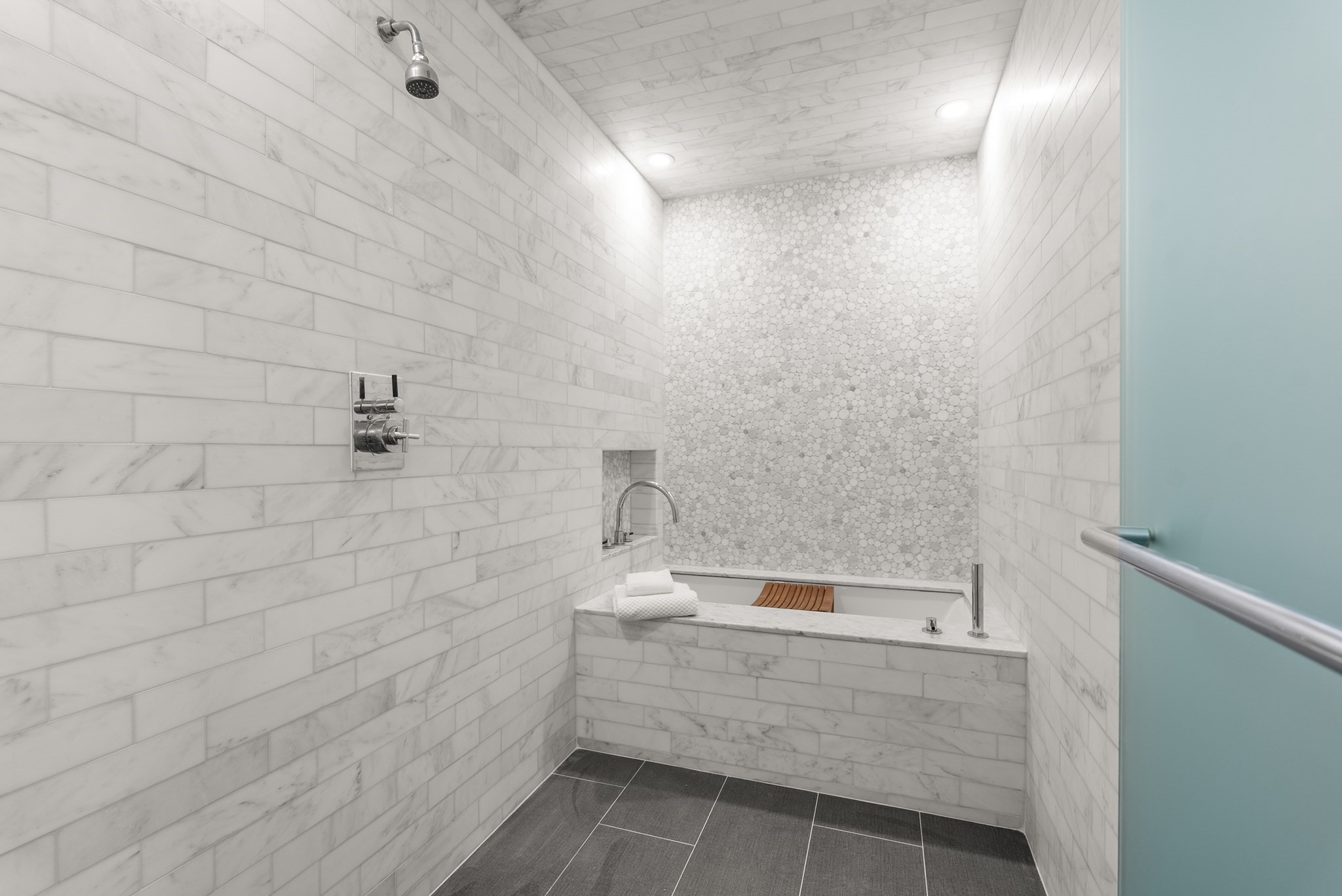24 Sigourney St # 2 Property Photo 28