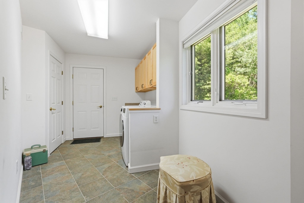 481 Station Rd Property Photo 30