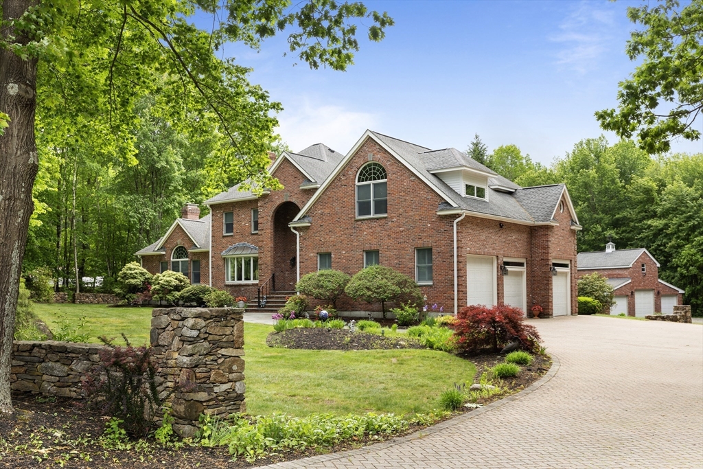 211 Saddle Hill Road Property Photo 2