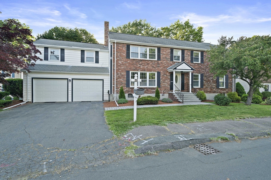 20 Cherry Ln Property Photo 1