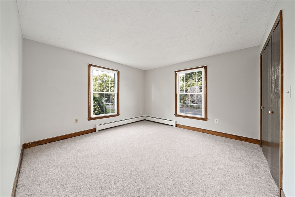 20 Cherry Ln Property Photo 9