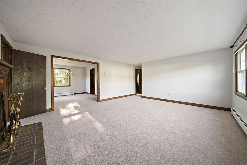 20 Cherry Ln Property Photo 11