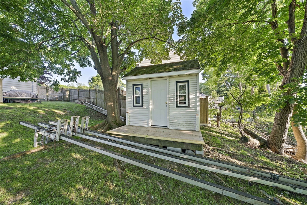 20 Cherry Ln Property Photo 37