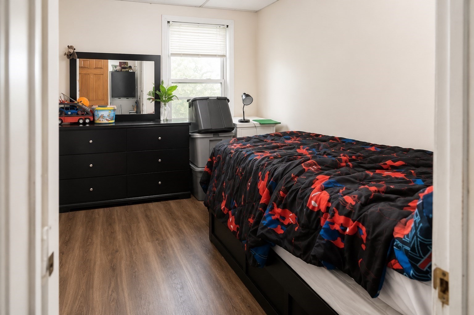 2 E Kendall St Property Photo 12