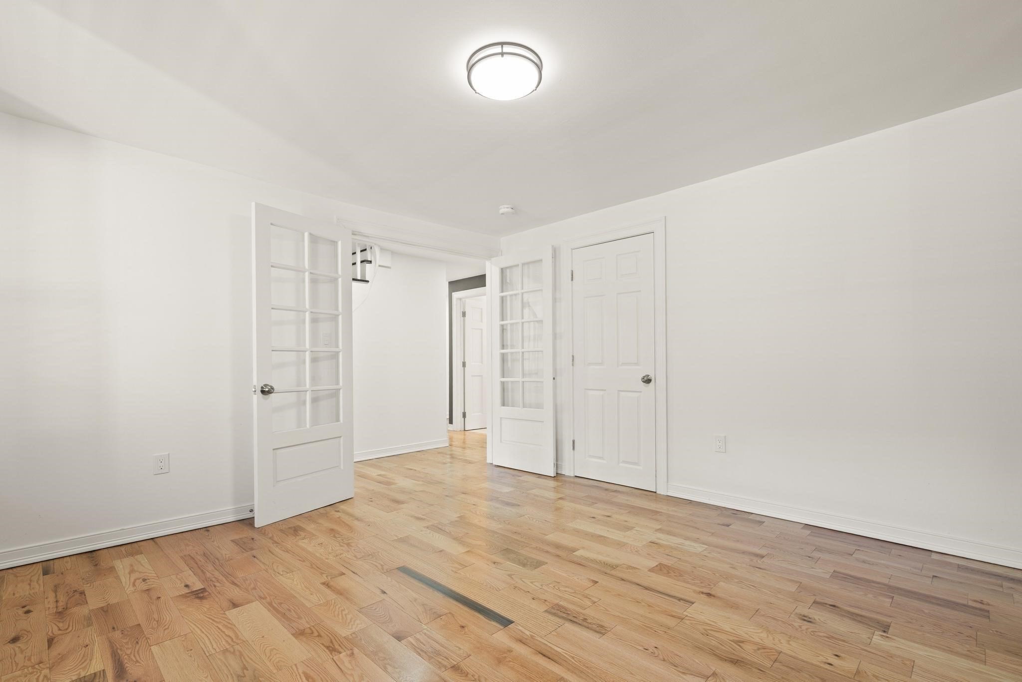 155 River St Property Photo 7