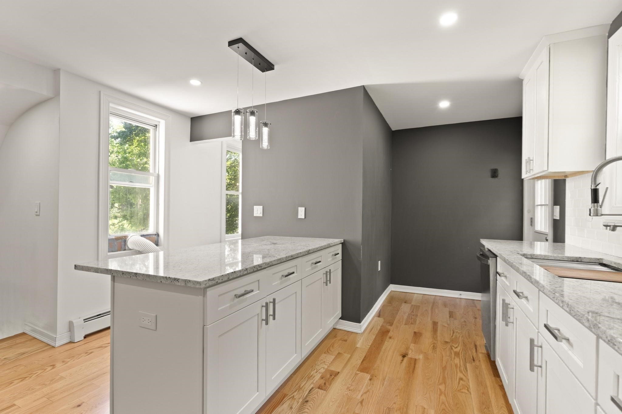 155 River St Property Photo 10