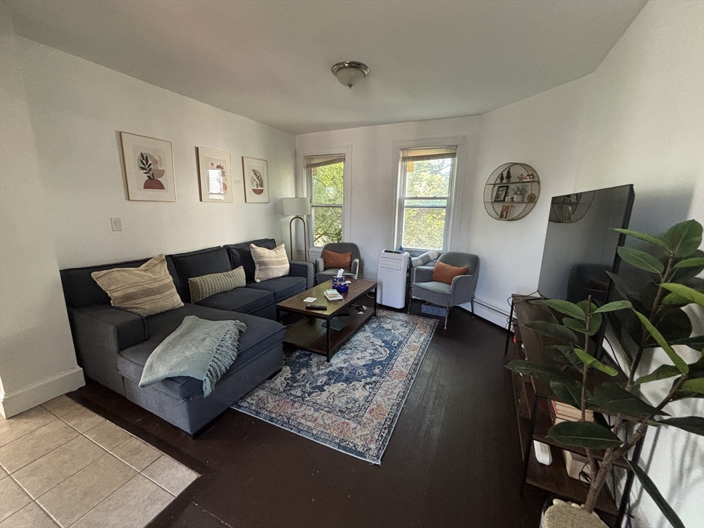 106 Pine Street # 3 Property Photo 1