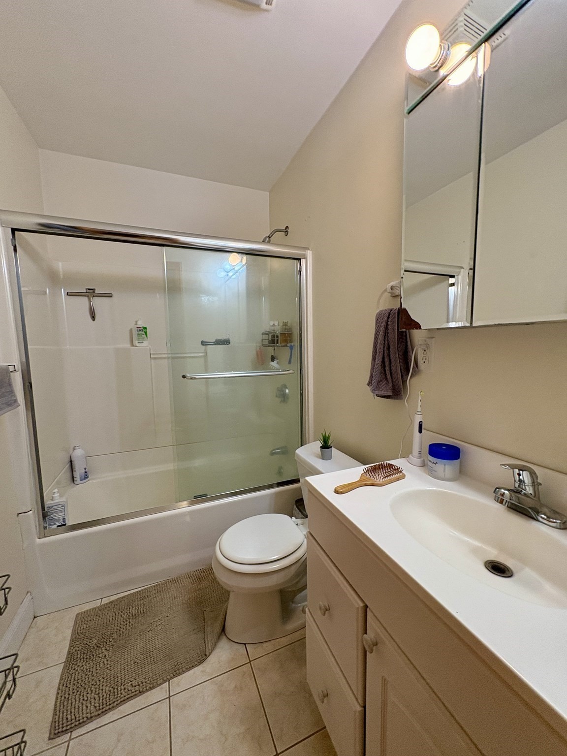 1801 Beacon St # 4 Property Photo 3