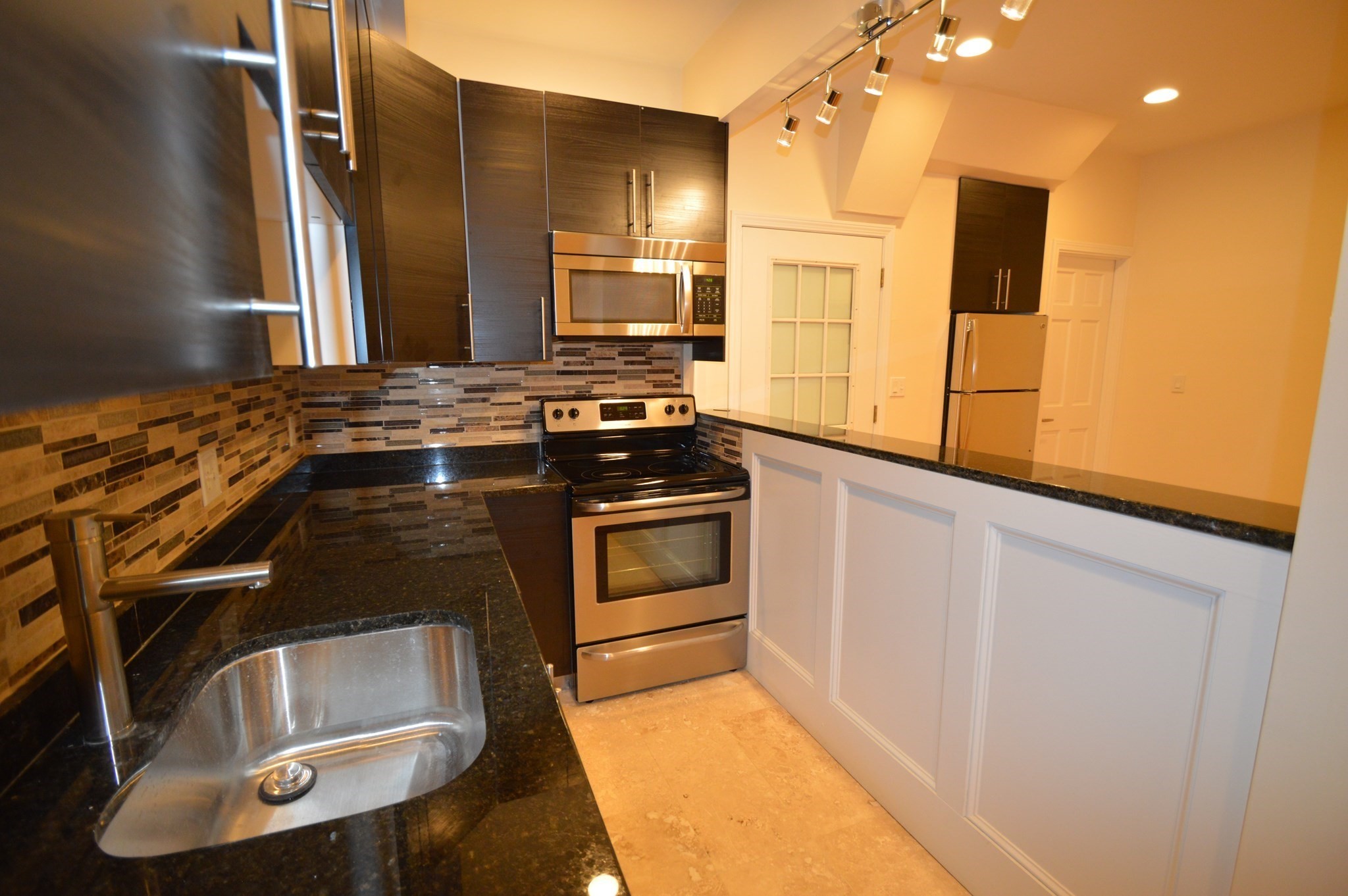 1801 Beacon St # 4 Property Photo 5