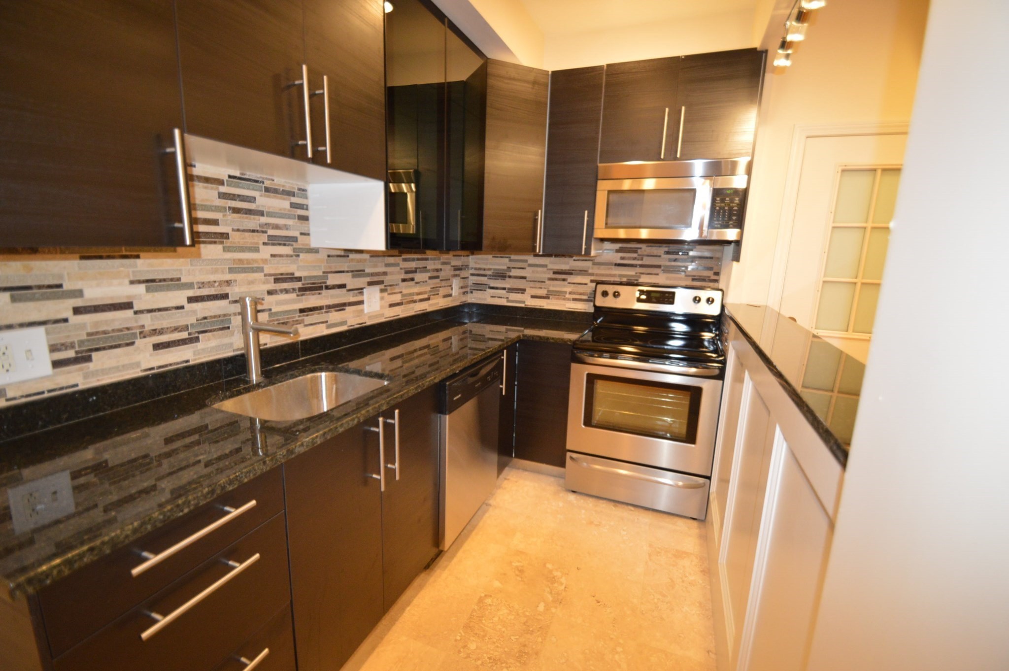 1801 Beacon St # 4 Property Photo 6