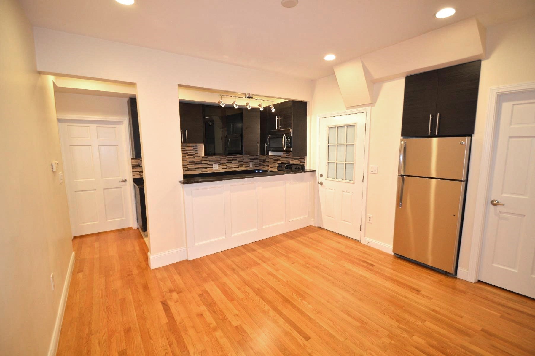 1801 Beacon St # 4 Property Photo 8