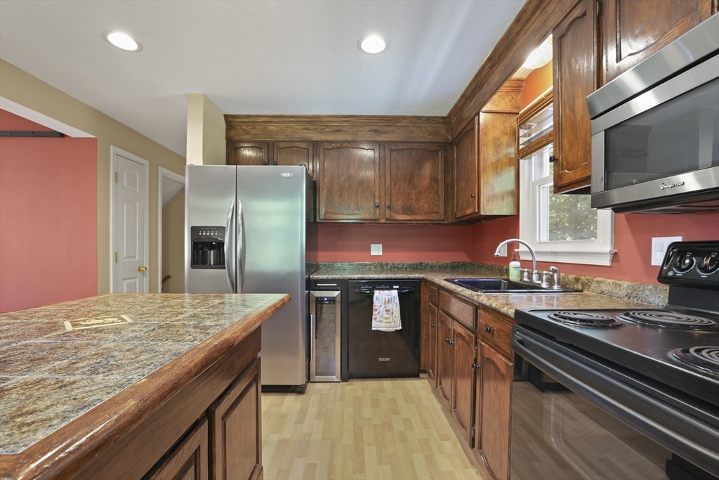8 Walker Rd Property Photo 18