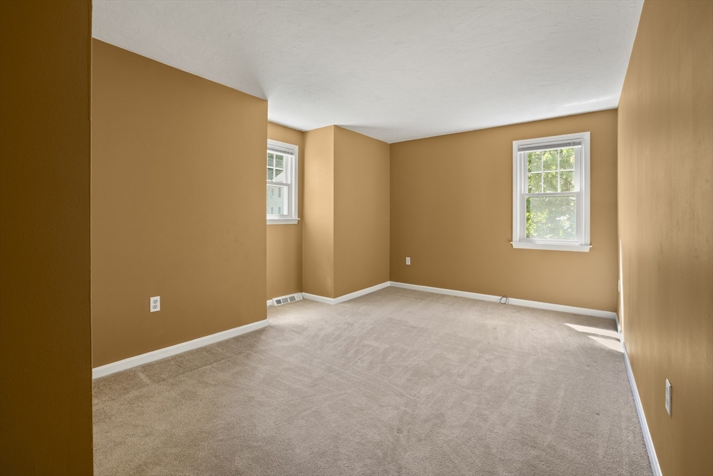 8 Walker Rd Property Photo 26