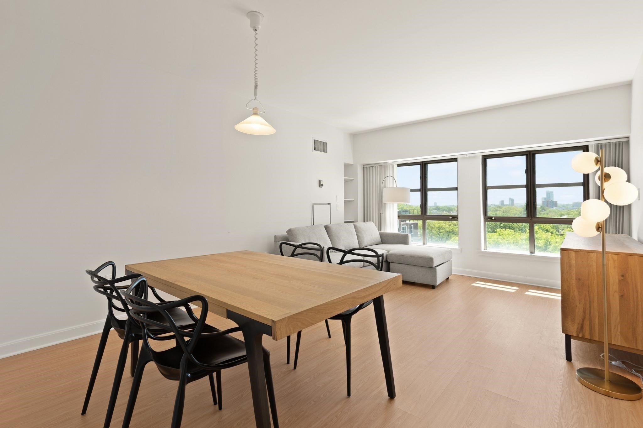 931 Massachusetts Avenue # 606 Property Photo 12