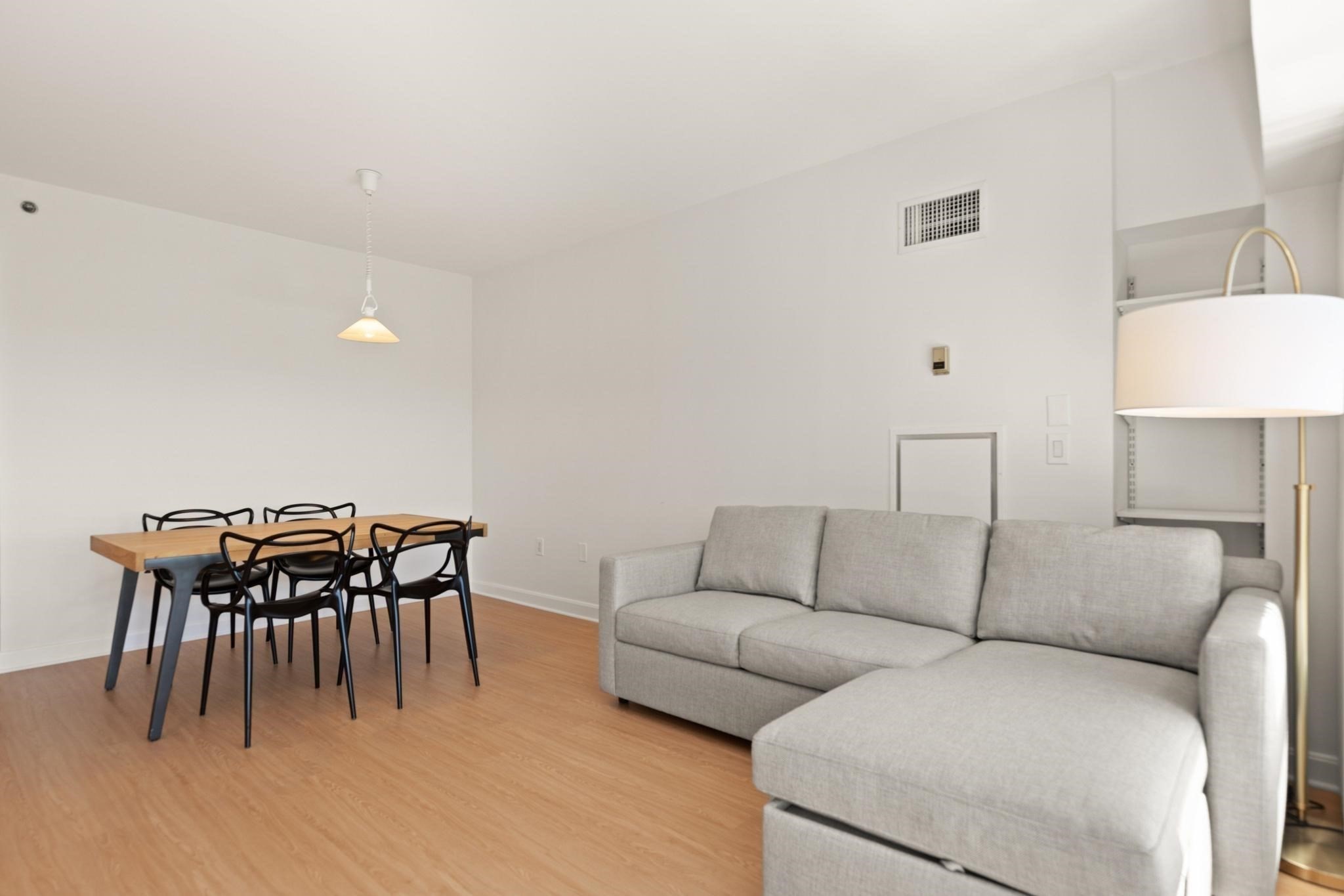 931 Massachusetts Avenue # 606 Property Photo 13