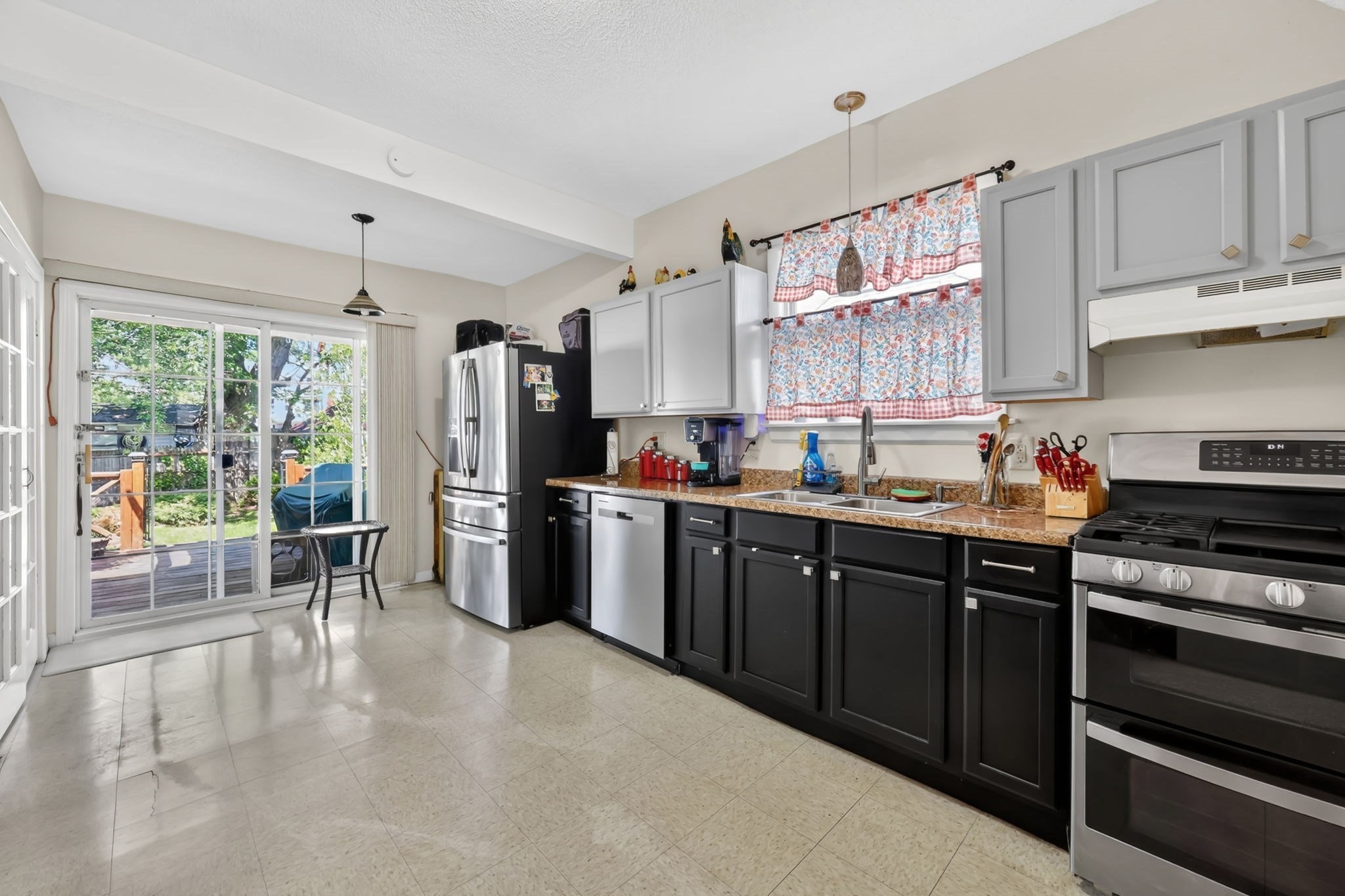 14 Herman St Property Photo 17