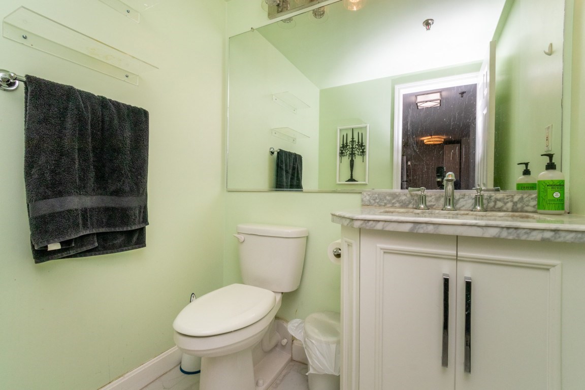 15 N Beacon St # 516 Property Photo 10