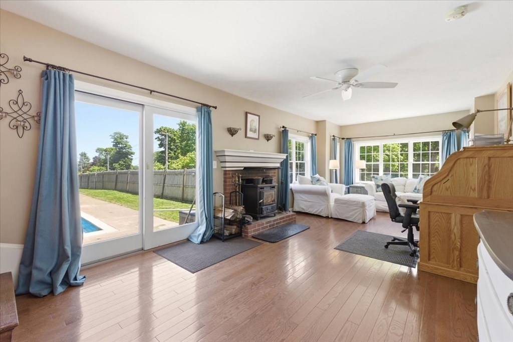 15 Hall Street Property Photo 18