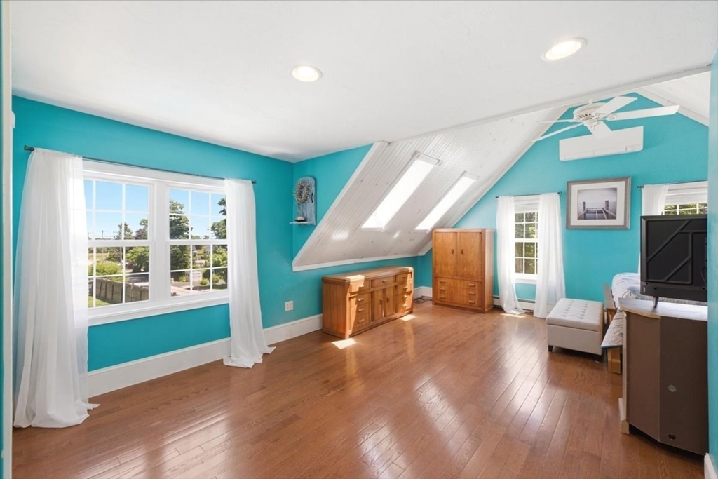 15 Hall Street Property Photo 22