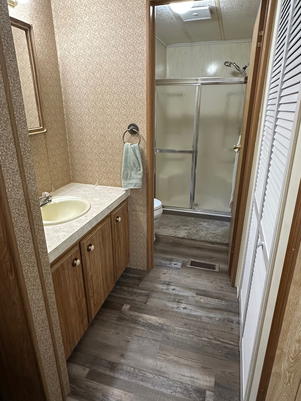 30 Earl Dr. Property Photo 15