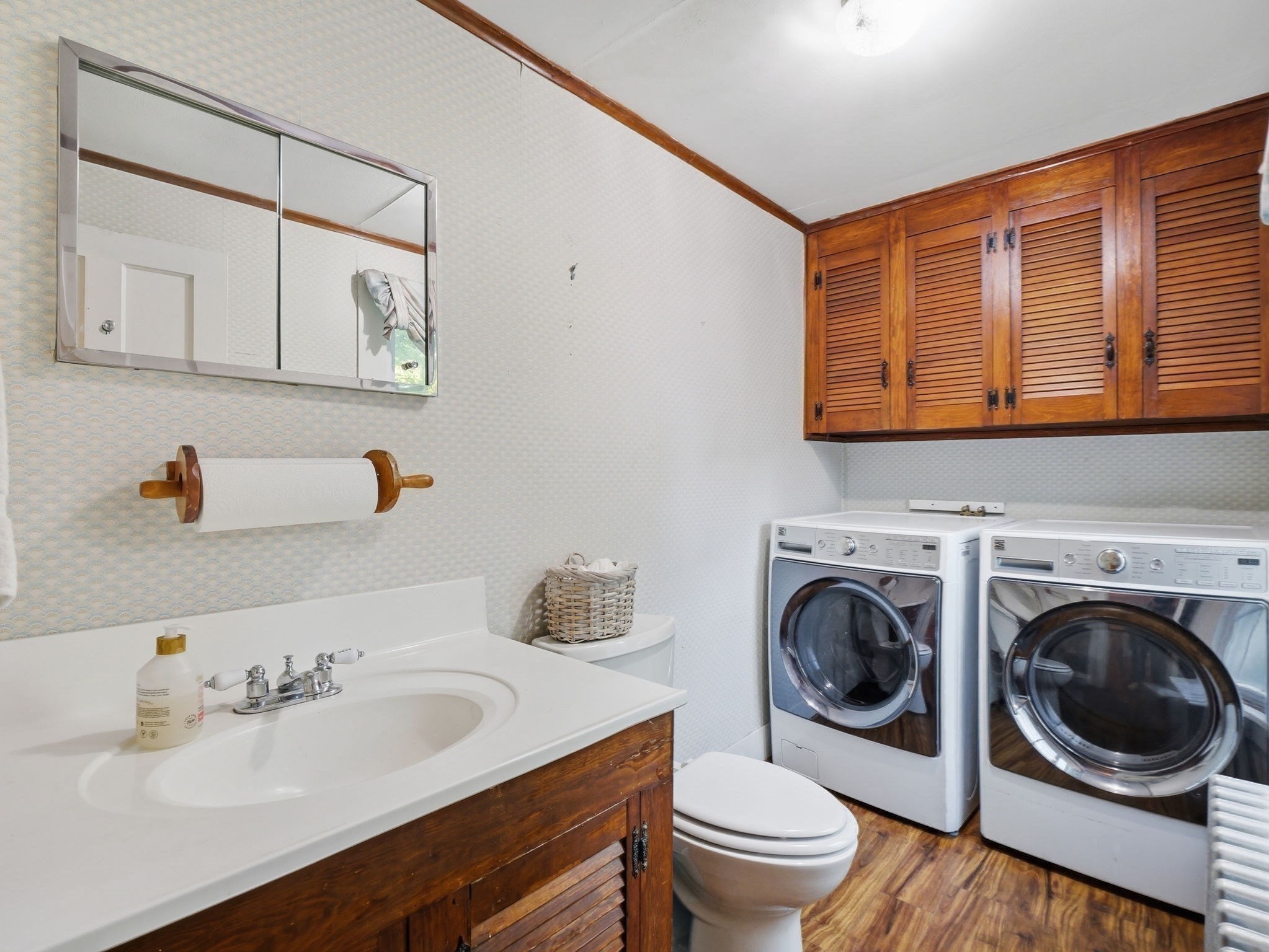 834 Pleasant St Property Photo 15