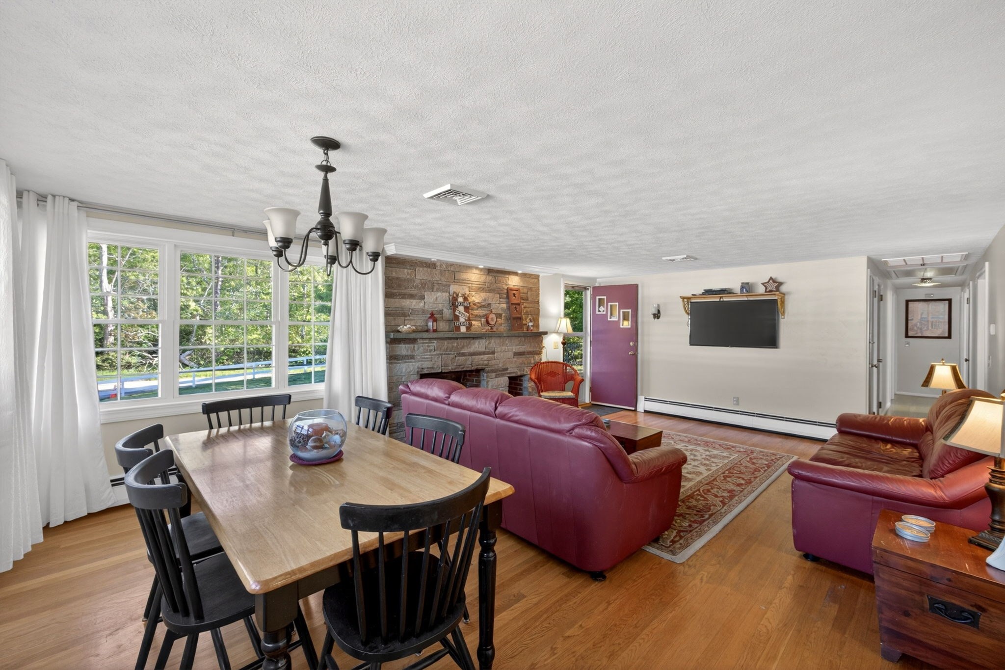 695 Cable Road Property Photo 6