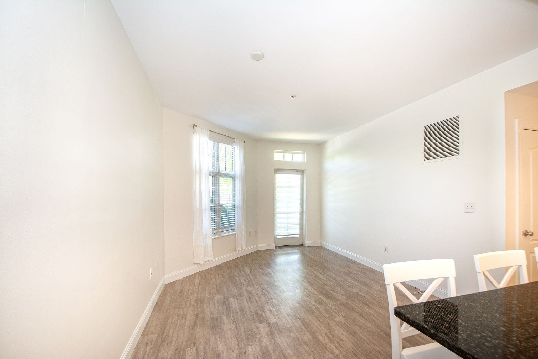501 Commerce Dr # 113 Property Photo 6