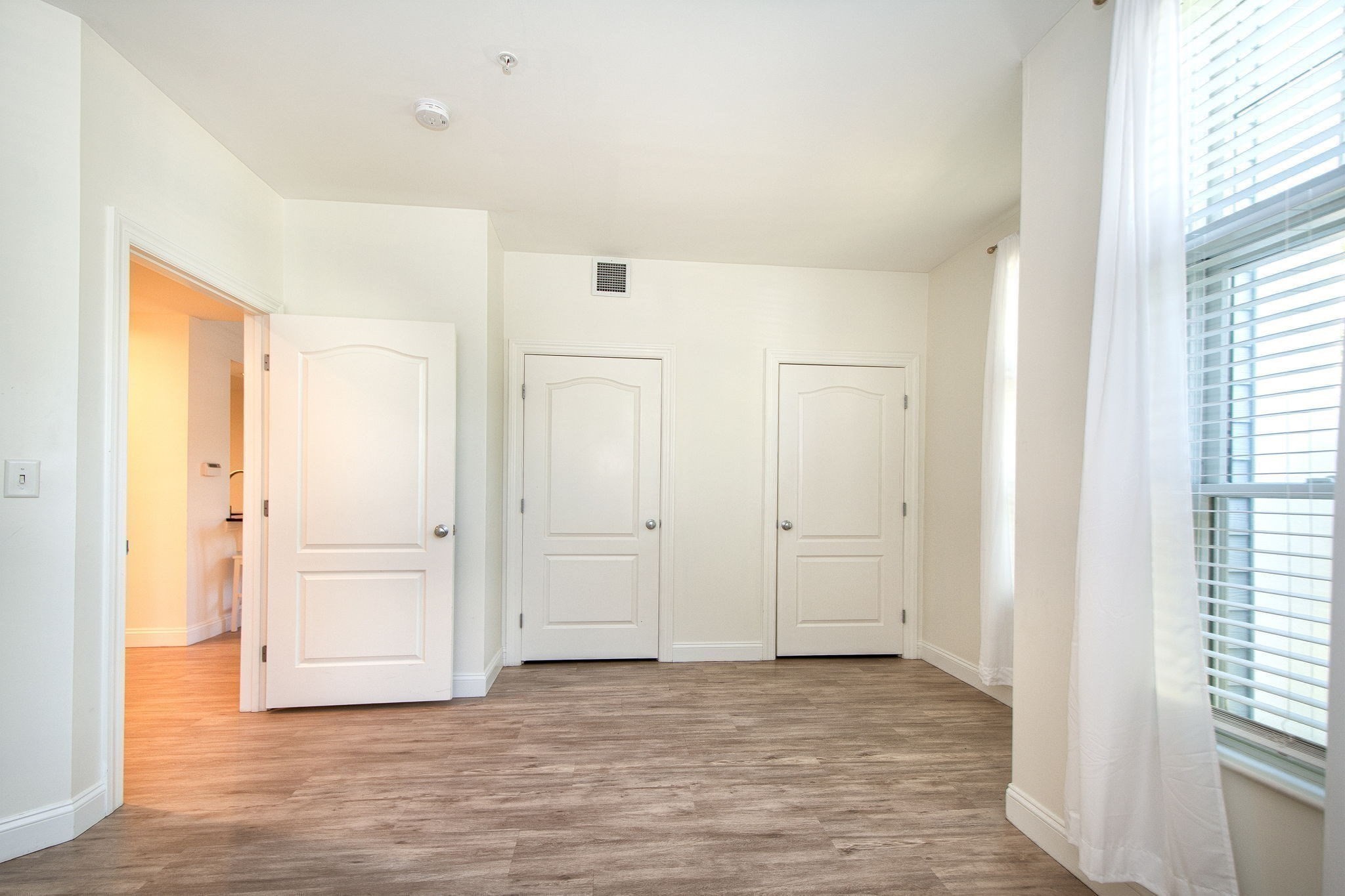 501 Commerce Dr # 113 Property Photo 14