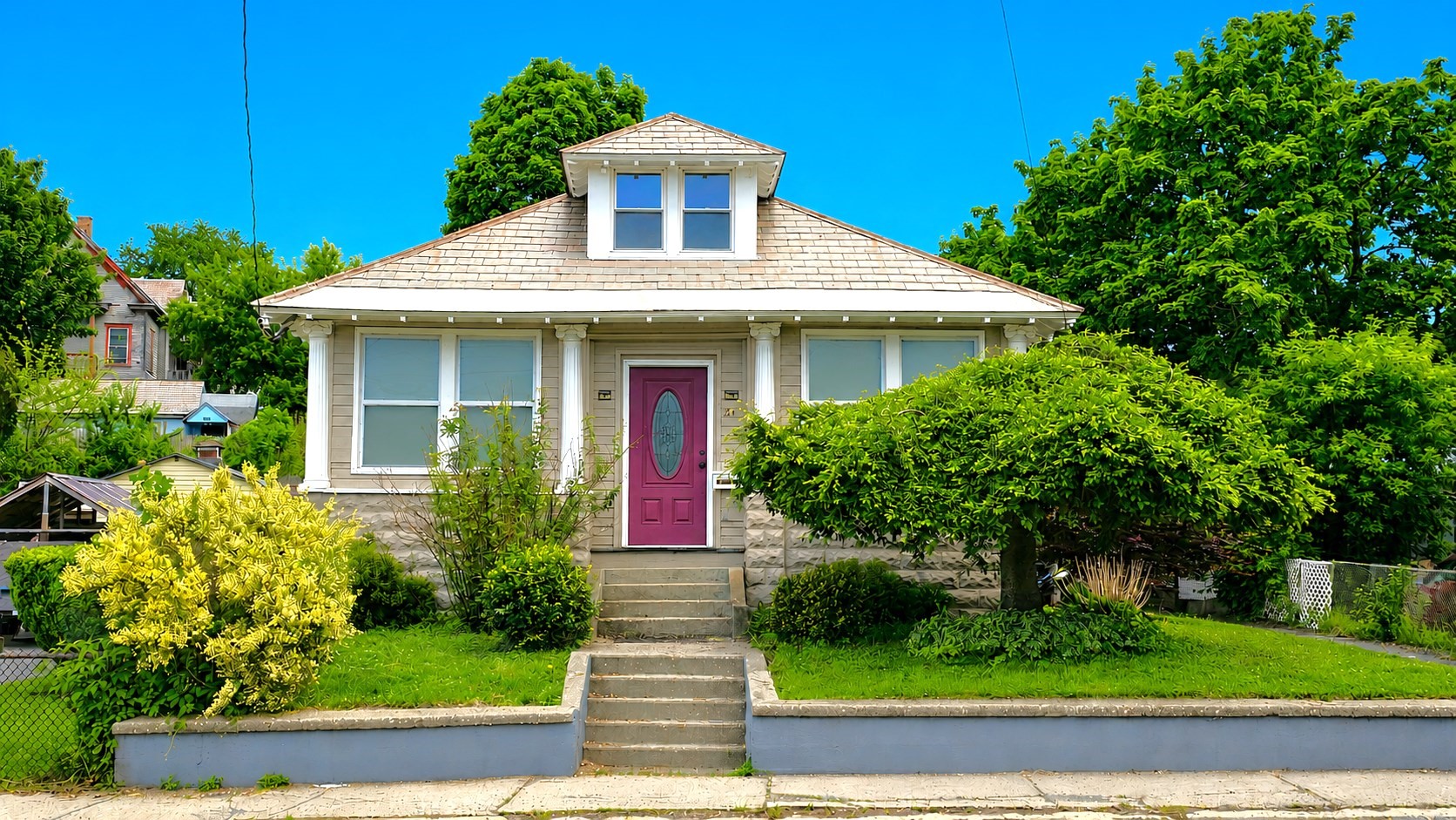21 River St