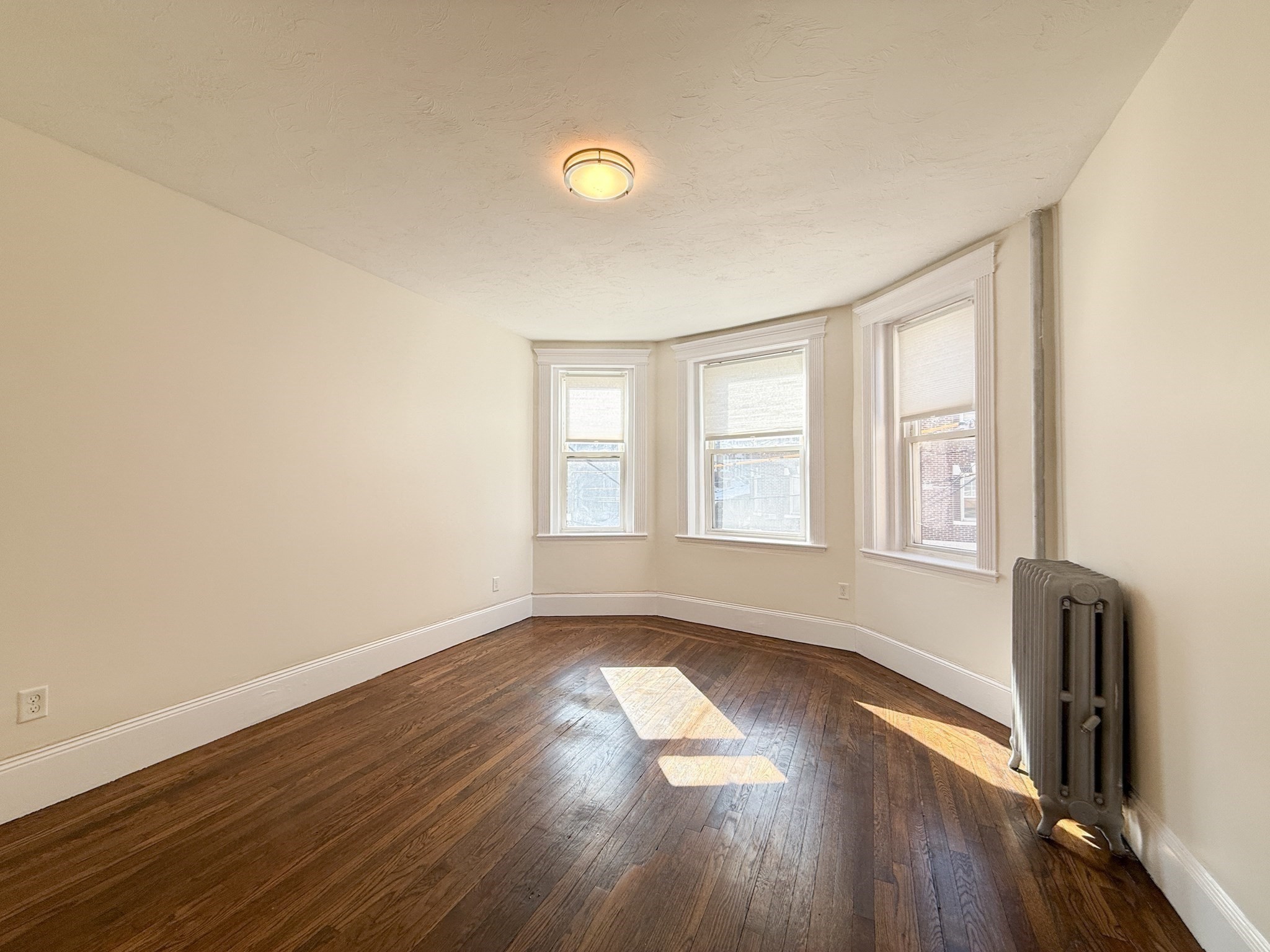 158 Kelton St # 4 Property Photo 3