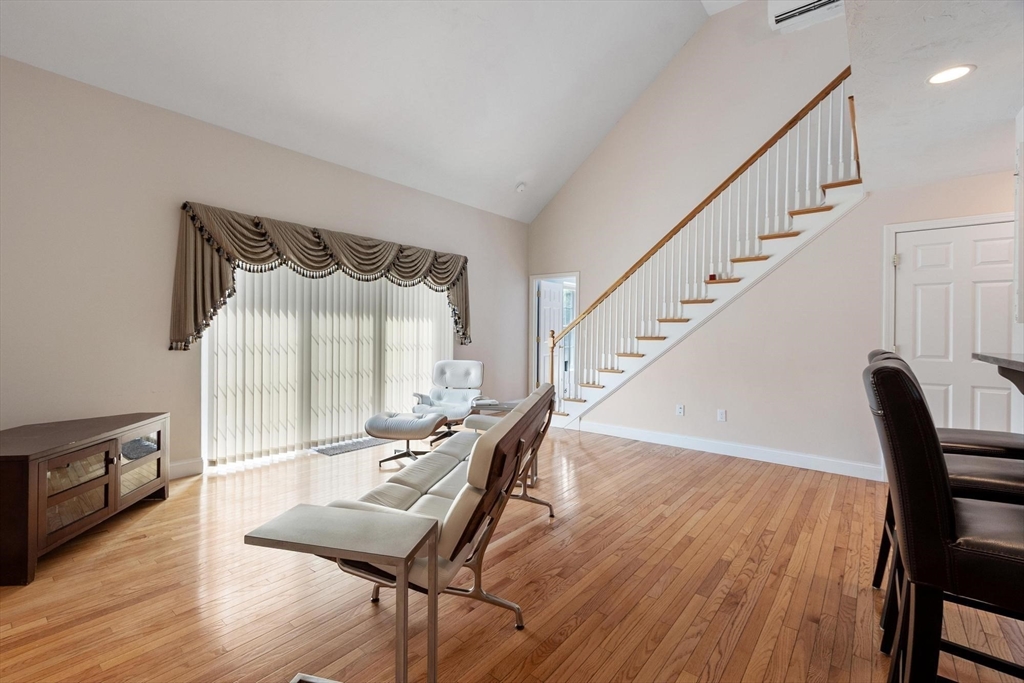 2 Adams Circle Property Photo 16