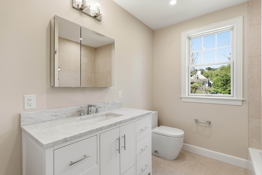 131 Maple Street Property Photo 29
