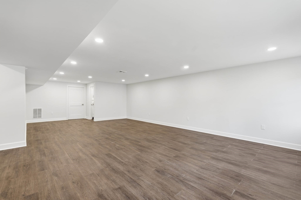 131 Maple Street Property Photo 35