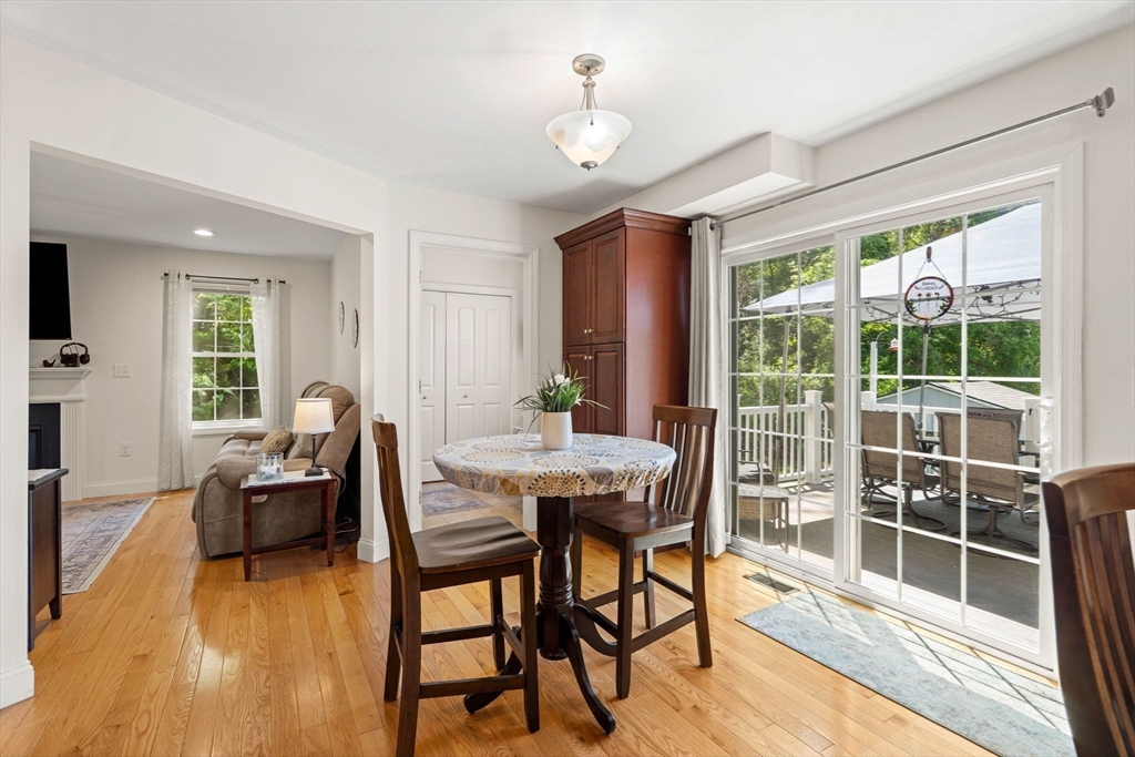 34 Amesbury Ave Property Photo 5