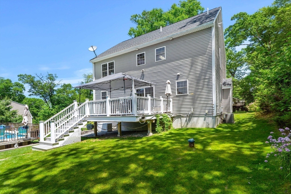 34 Amesbury Ave Property Photo 29