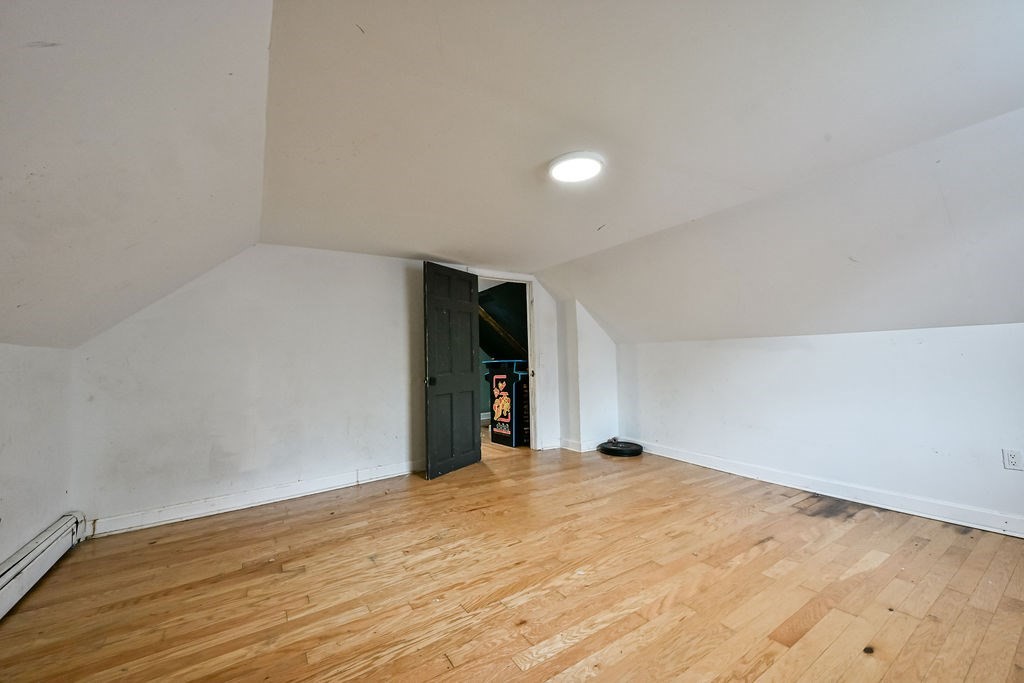 260 Glebe St Property Photo 5