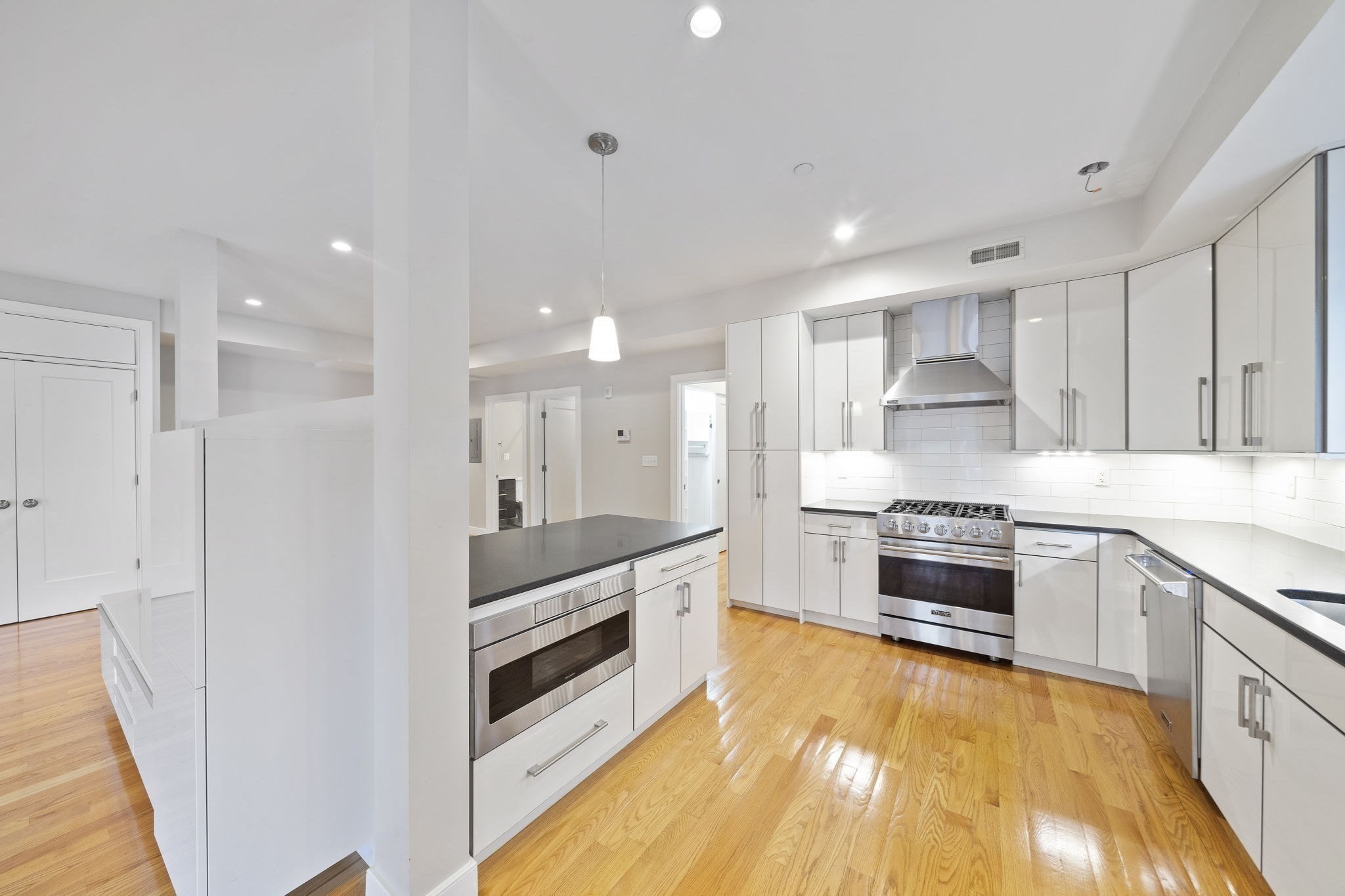 24 Rawson St # 2 Property Photo 1