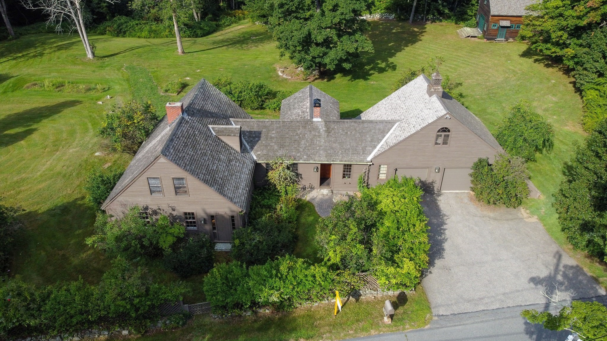 622 Spencer Rd. Property Photo 1