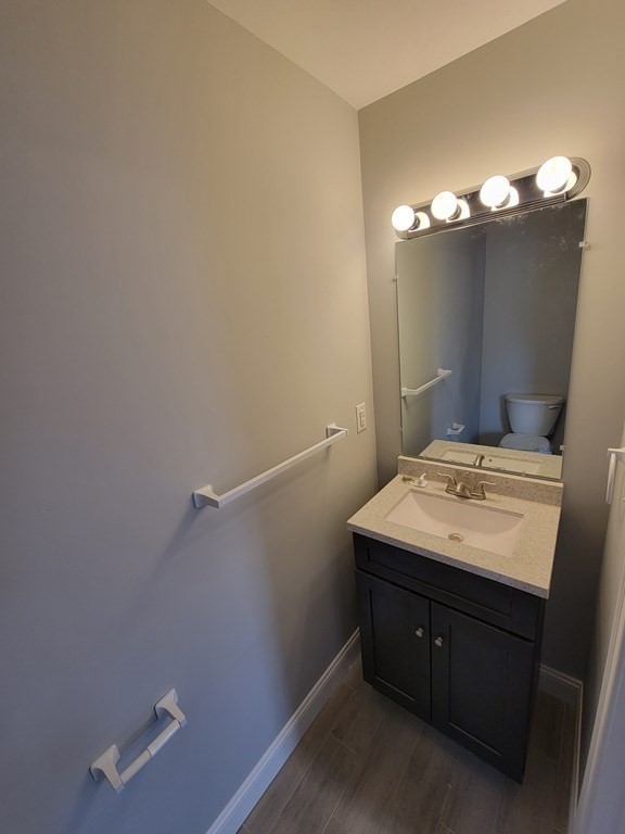 946 Warren Ave # F Property Photo 8