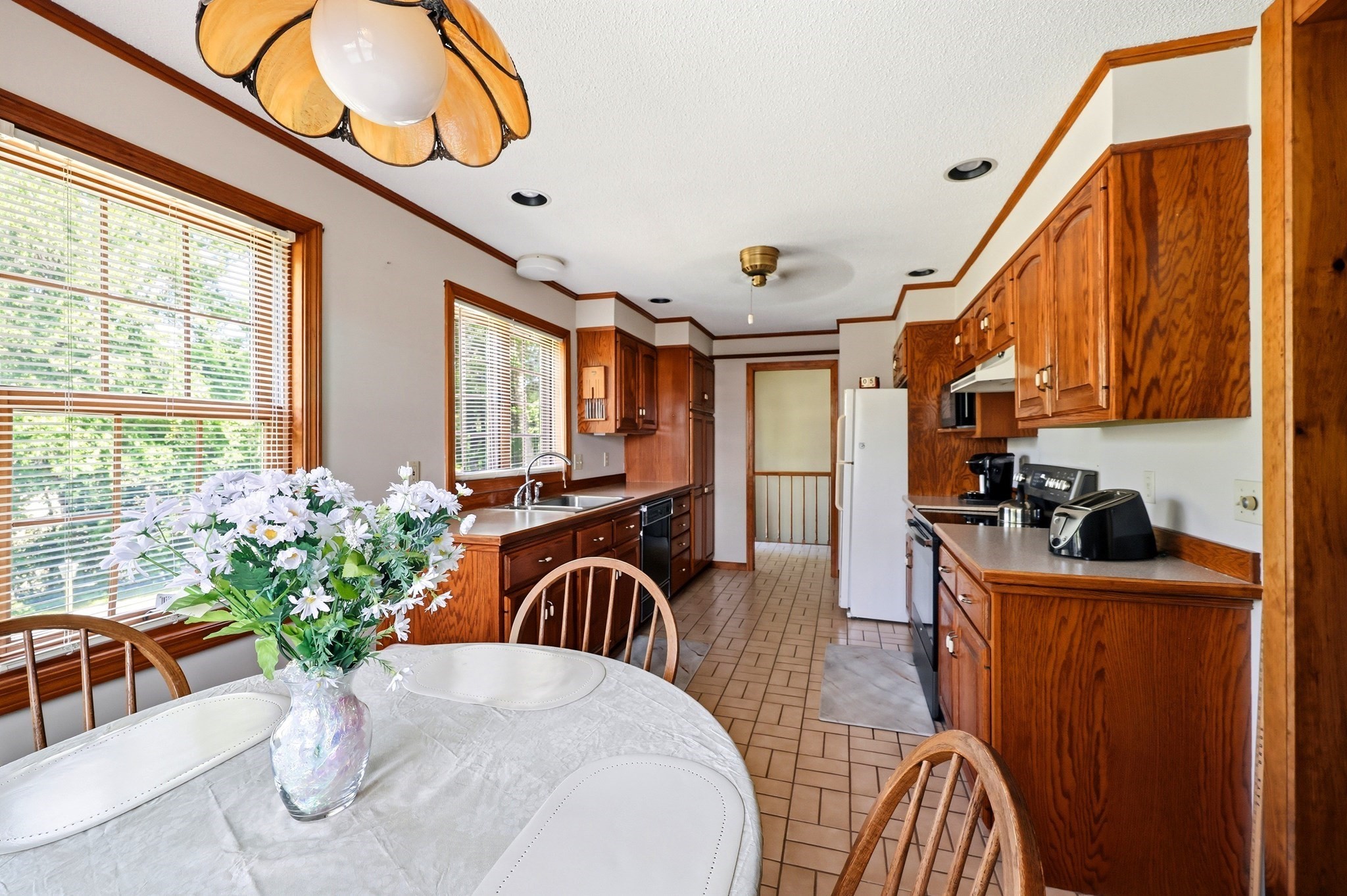 4 Ladyslipper Ln Property Photo 7