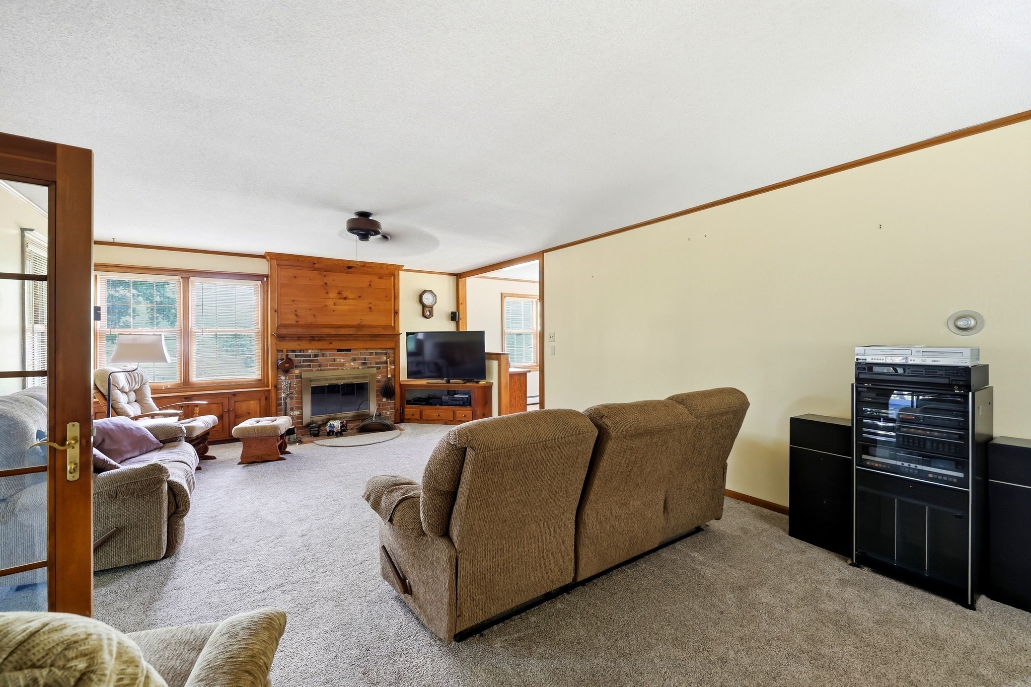 4 Ladyslipper Ln Property Photo 9