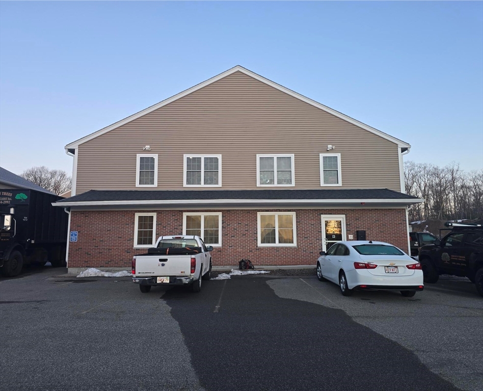 225 Industrial Rd Property Photo 1