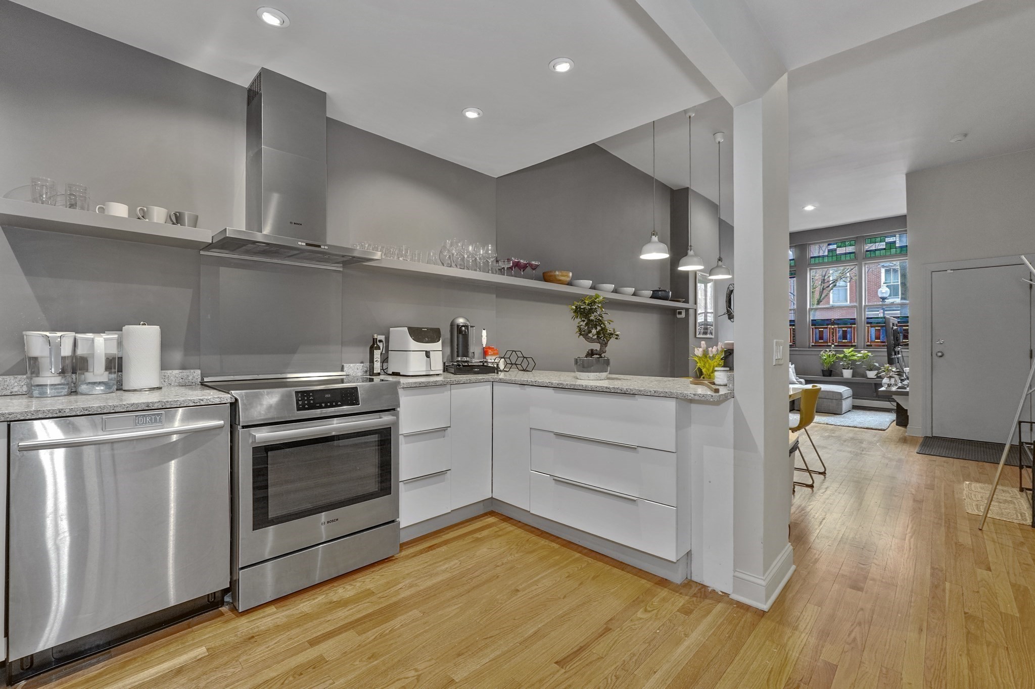 70 Clarendon St # 1 Property Photo 6