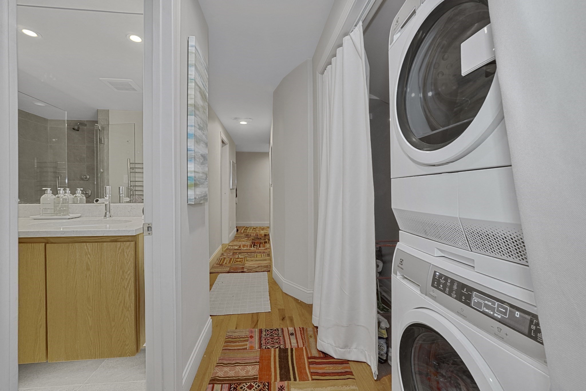 70 Clarendon St # 1 Property Photo 13