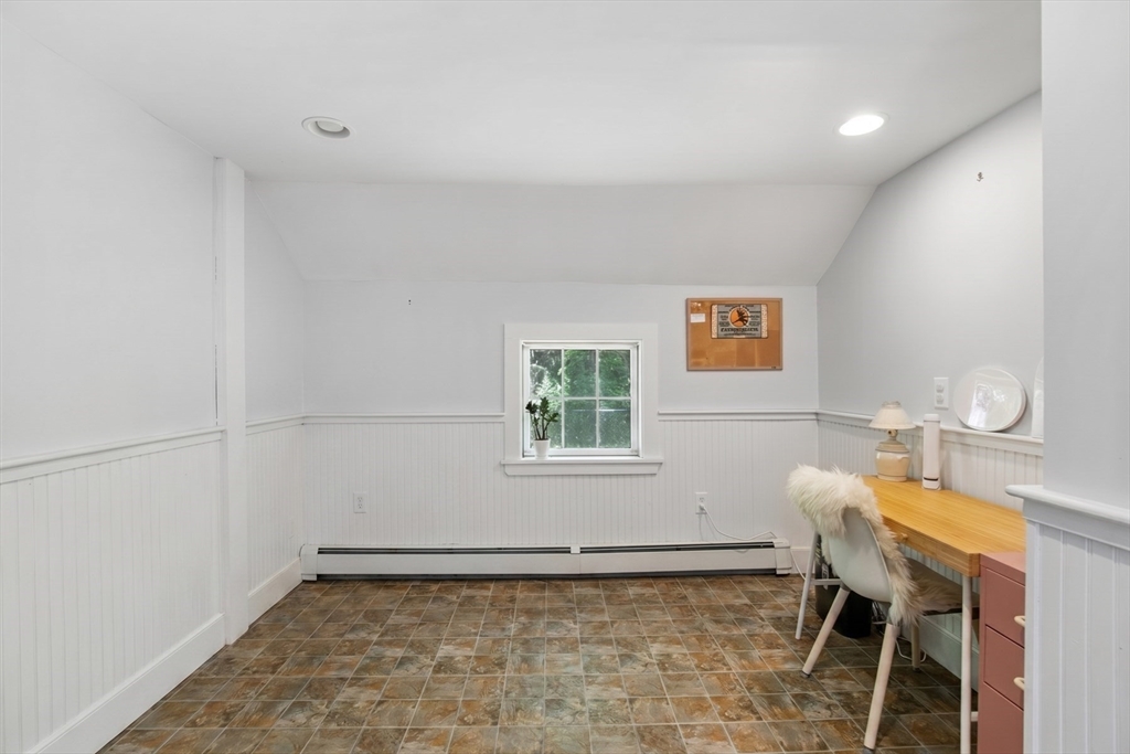 15 Carver St Property Photo 9