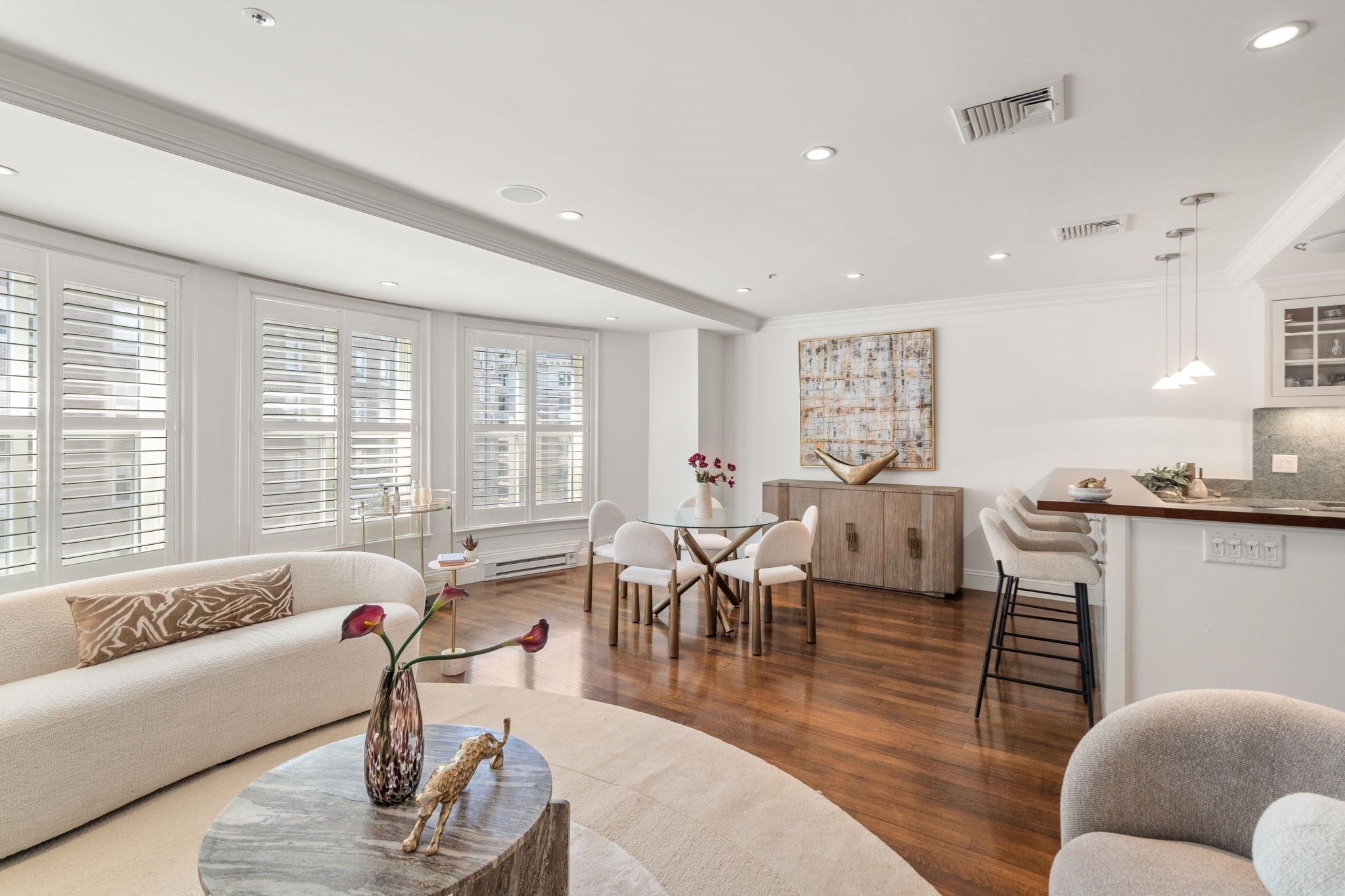 300 Boylston # 909 Property Photo 1